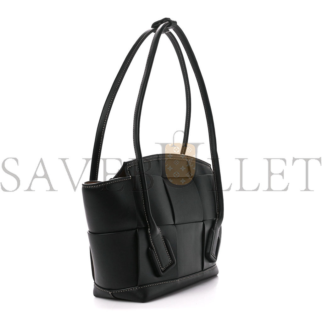 BOTTEGA VENETA FRENCH CALFSKIN MAXI INTRECCIATO ARCO 33 BLACK  (25*22*9cm)