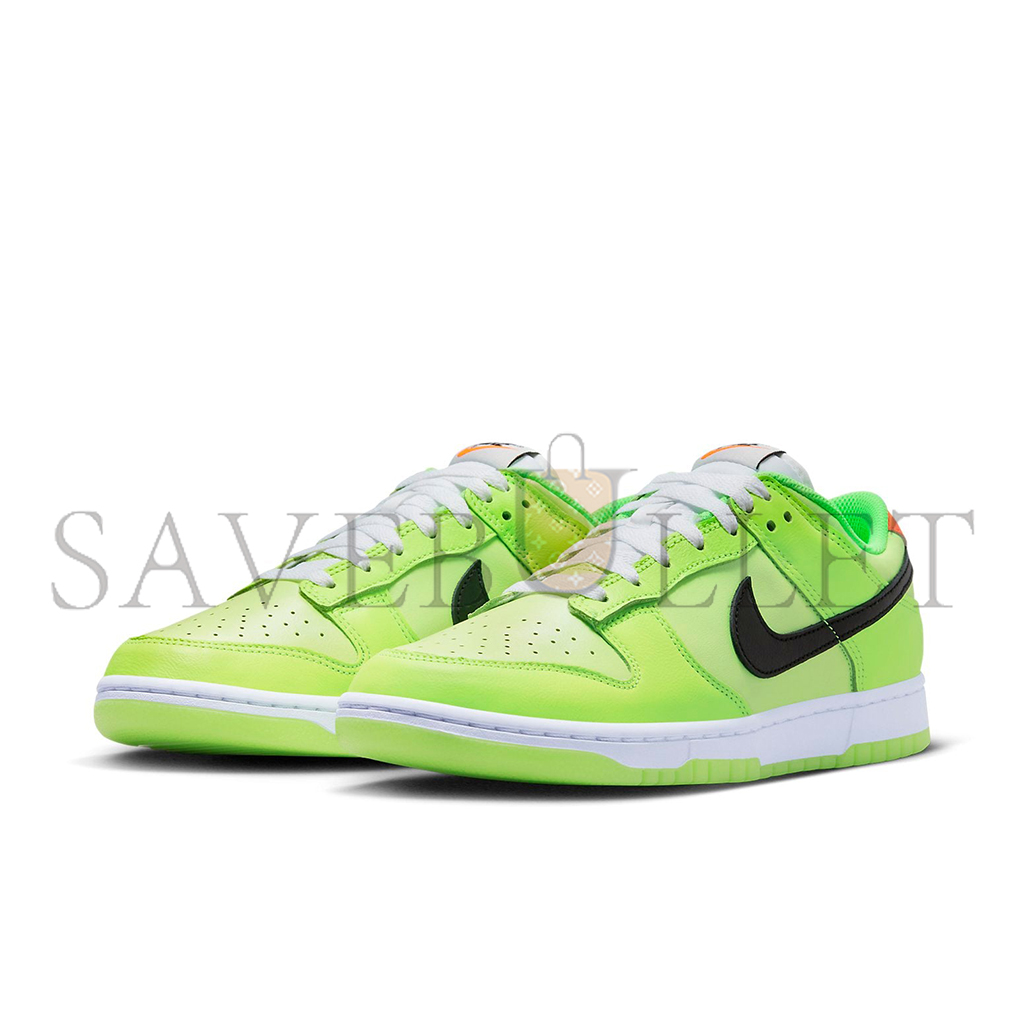 NIKE DUNK LOW GLOW IN THE DARK FJ4610-702